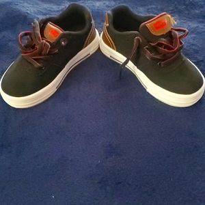 Toddler size 7 shoes